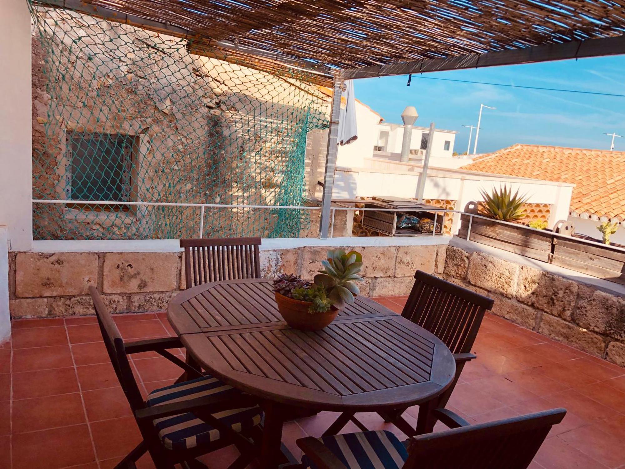 Casa mediterránea en el céntrico casco antiguo a un paso del Mar Denia Exterior foto